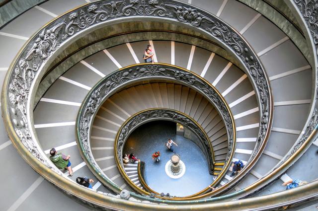Photo: Jonathan Singer / Unsplash Vatican Museums